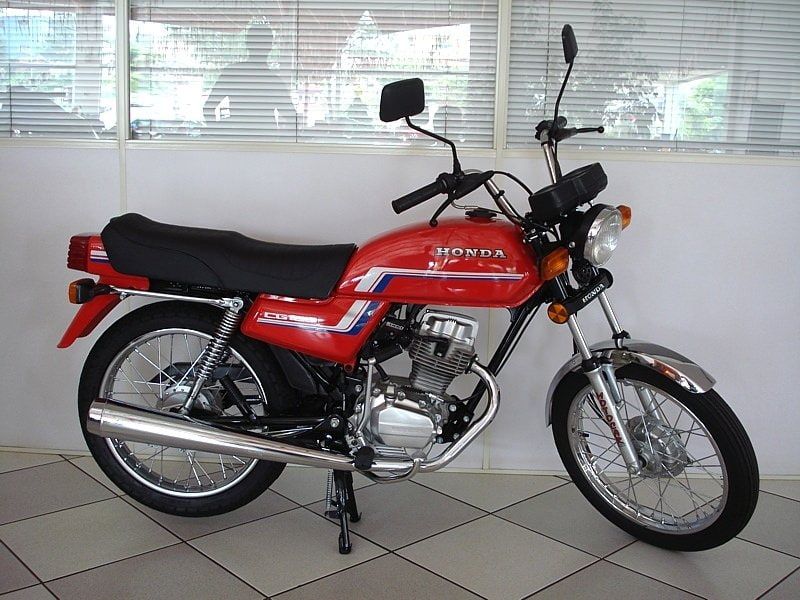 Motocar Motos - CG 125 (Ano 83) - A CG 125 é uma motocicleta utilitária desenvolvida e fabricada pela Honda. É, há anos, a linha de motocicletas mais vendida no Brasil.